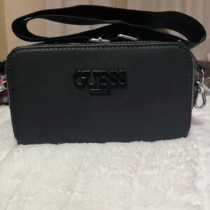 Guess Black Leather Textured Shoulder Bag